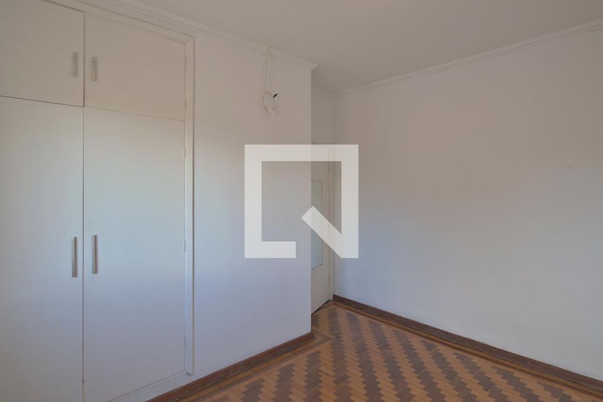 Casa à Venda - Bosque, 6 Quartos,  260 m2 em , Campinas - sp | SoloBR