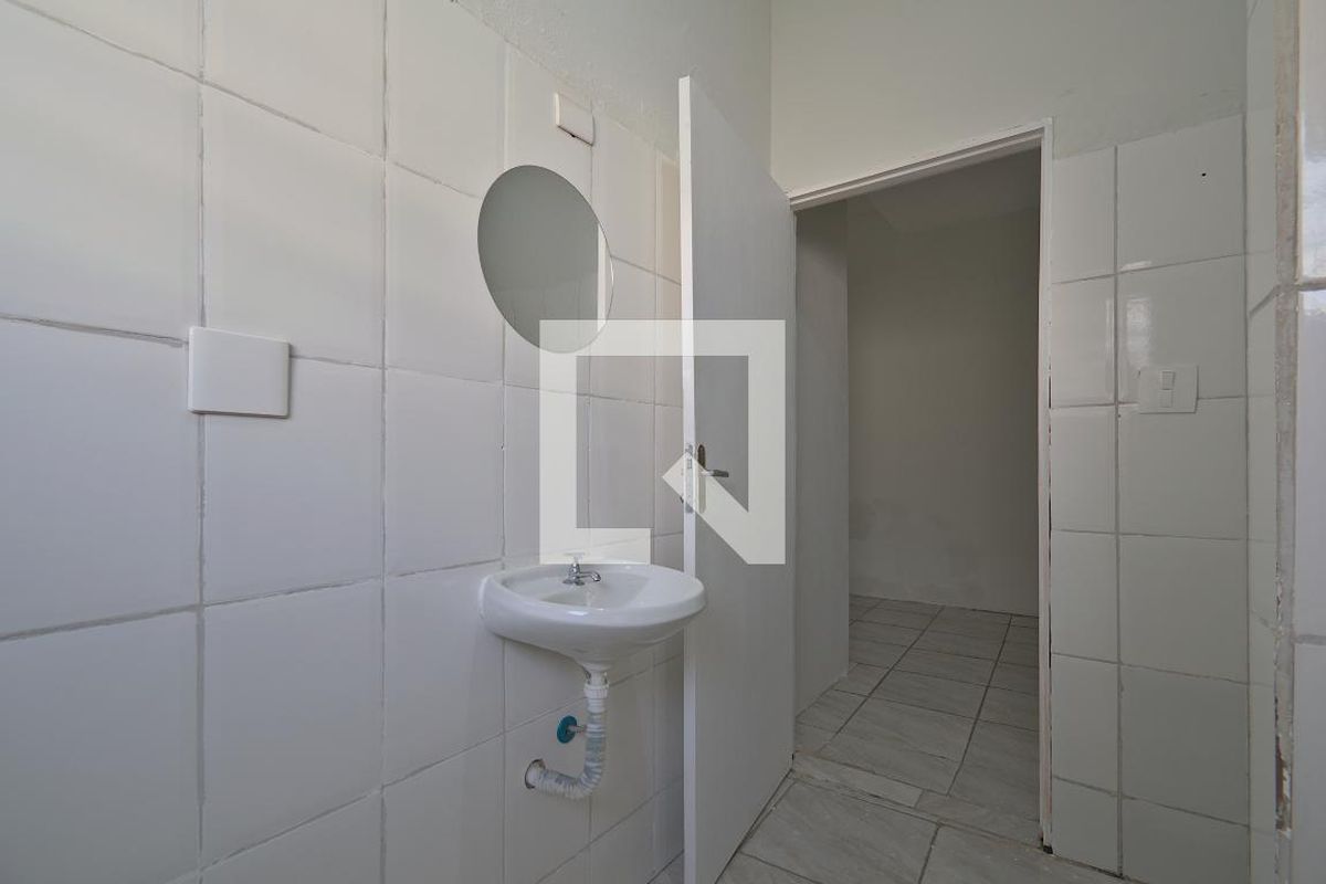 Casa à Venda - Bosque, 6 Quartos,  260 m2 em , Campinas - sp | SoloBR