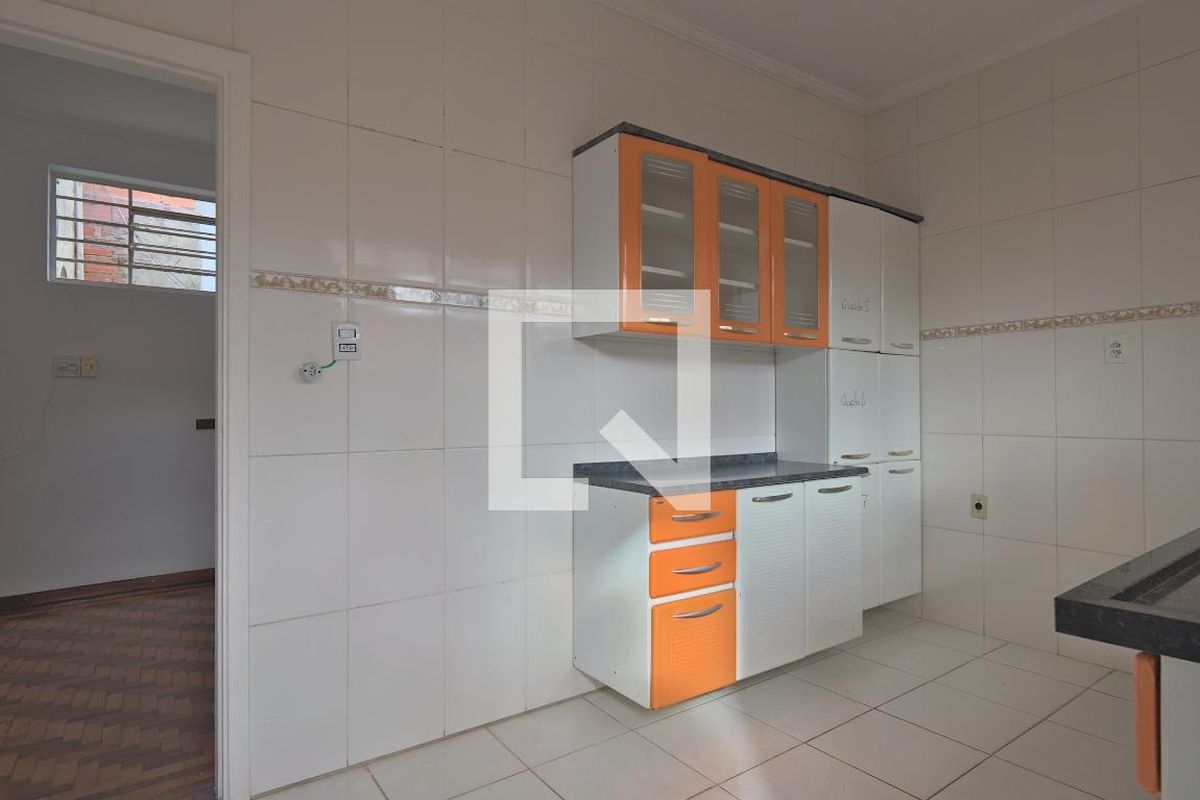 Casa à Venda - Bosque, 6 Quartos,  260 m2 em , Campinas - sp | SoloBR
