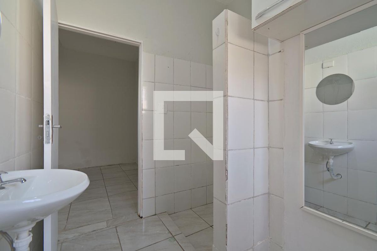 Casa à Venda - Bosque, 6 Quartos,  260 m2 em , Campinas - sp | SoloBR