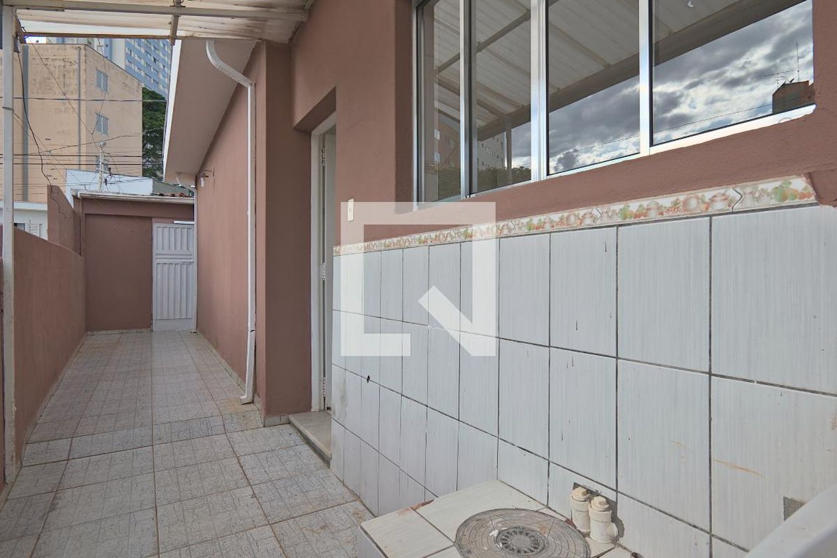 Casa à Venda - Bosque, 6 Quartos,  260 m2 em , Campinas - sp | SoloBR