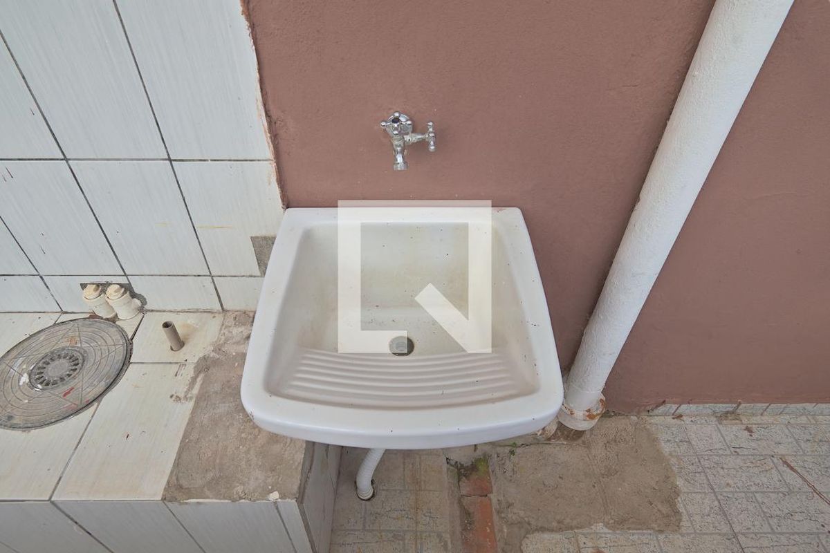 Casa à Venda - Bosque, 6 Quartos,  260 m2 em , Campinas - sp | SoloBR