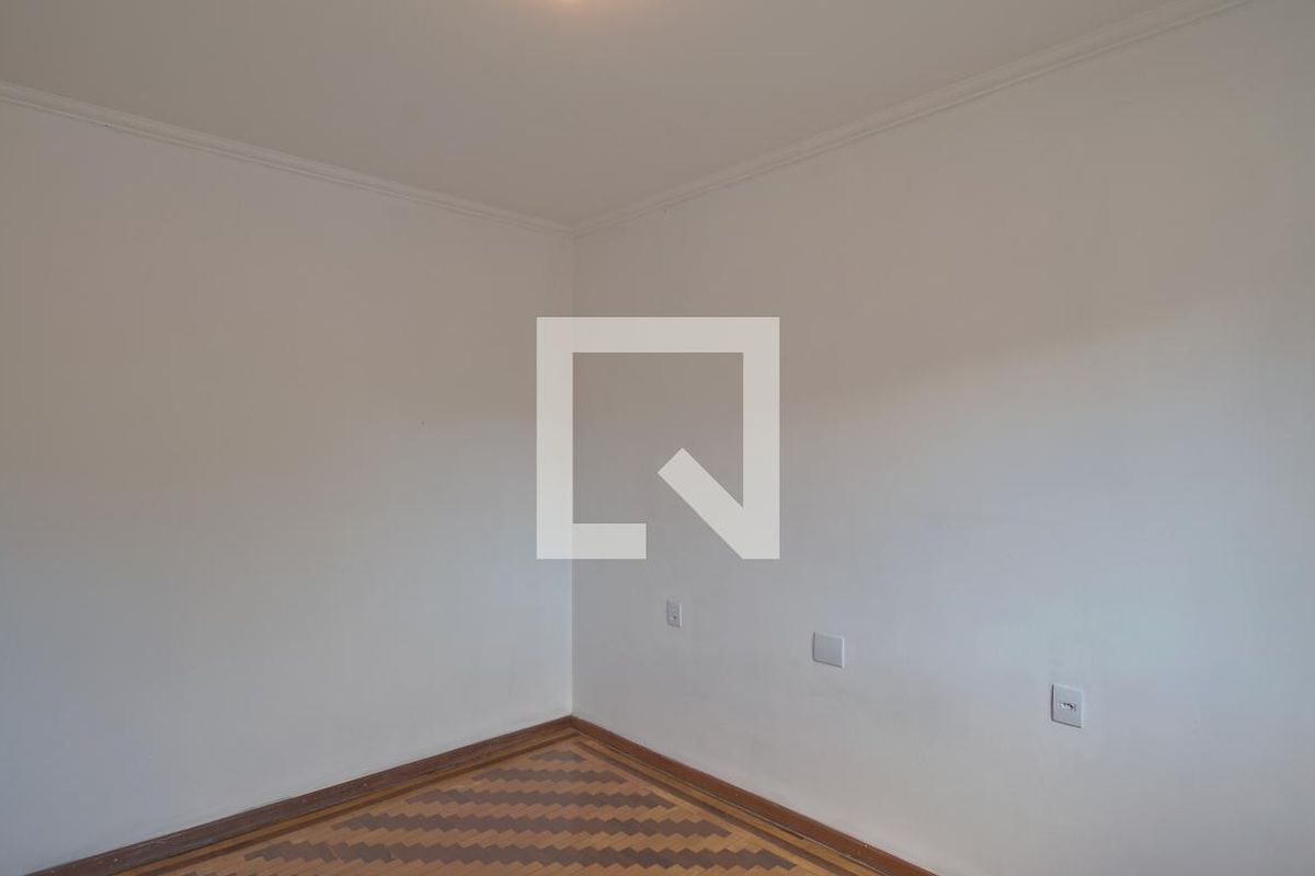 Casa à Venda - Bosque, 6 Quartos,  260 m2 em , Campinas - sp | SoloBR
