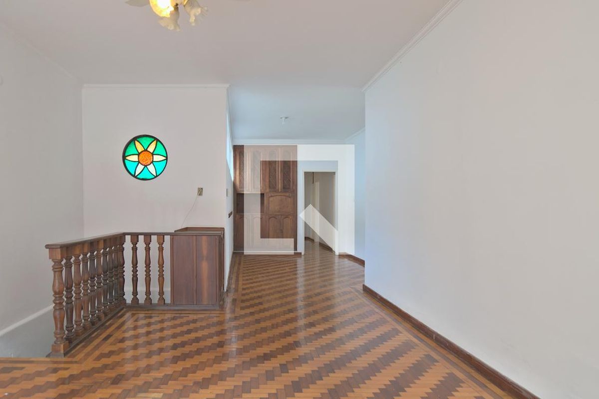 Casa à Venda - Bosque, 6 Quartos,  260 m2 em , Campinas - sp | SoloBR