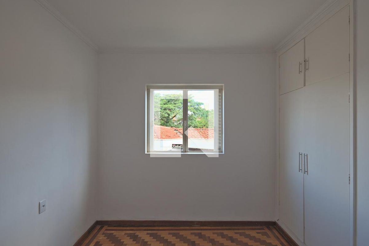 Casa à Venda - Bosque, 6 Quartos,  260 m2 em , Campinas - sp | SoloBR