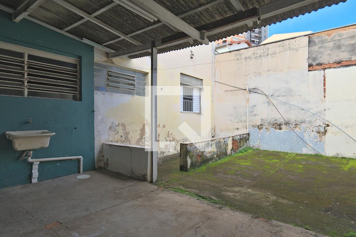 Casa à Venda - Bosque, 6 Quartos,  260 m2 em , Campinas - sp | SoloBR