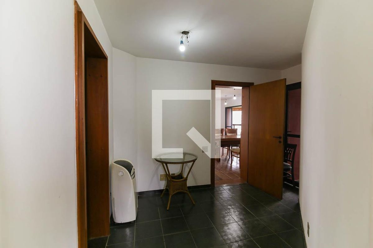 Apartamento, 4 quartos, 241 m² - Foto 24