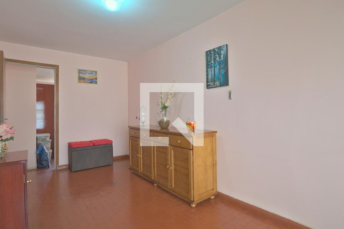 Casa à Venda - Guanabara, 3 Quartos,  177 m2 em , Campinas - sp | SoloBR