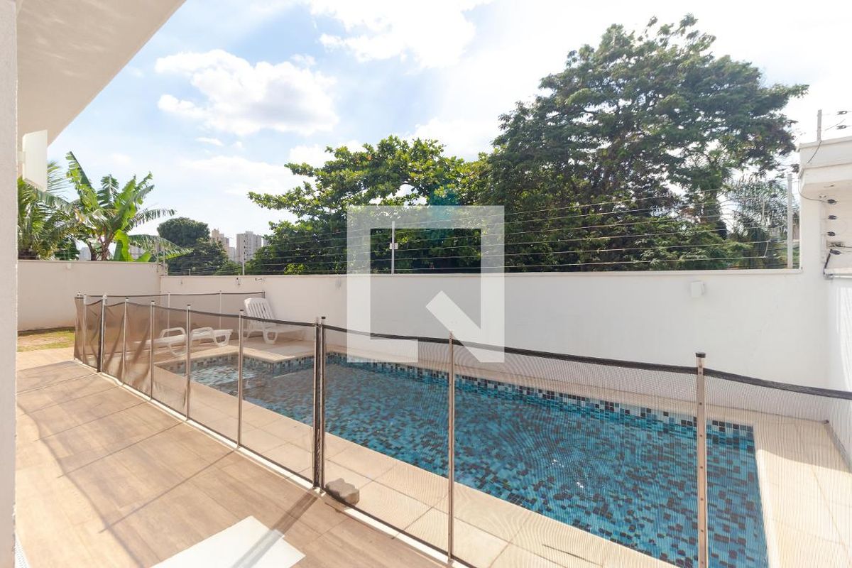 Casa à Venda - Mansões Santo Antônio, 3 Quartos,  100 m2 em , Campinas - sp | SoloBR