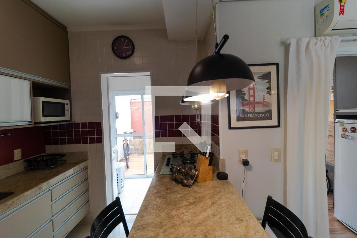 Casa à Venda - Mansões Santo Antônio, 3 Quartos,  100 m2 em , Campinas - sp | SoloBR