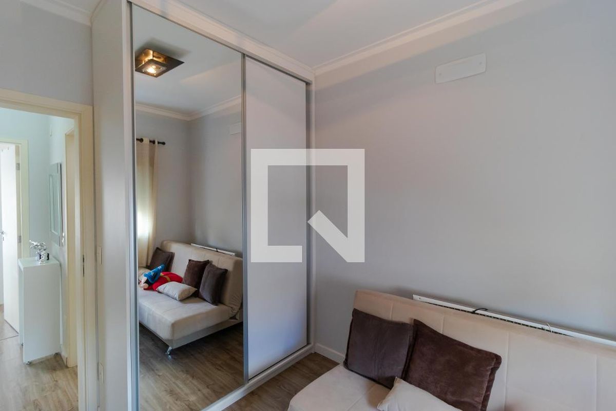 Casa à Venda - Mansões Santo Antônio, 3 Quartos,  100 m2 em , Campinas - sp | SoloBR