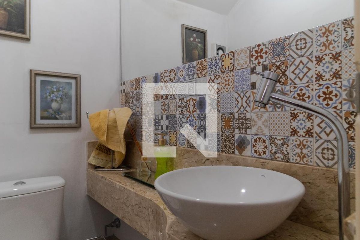 Casa à Venda - Mansões Santo Antônio, 3 Quartos,  100 m2 em , Campinas - sp | SoloBR