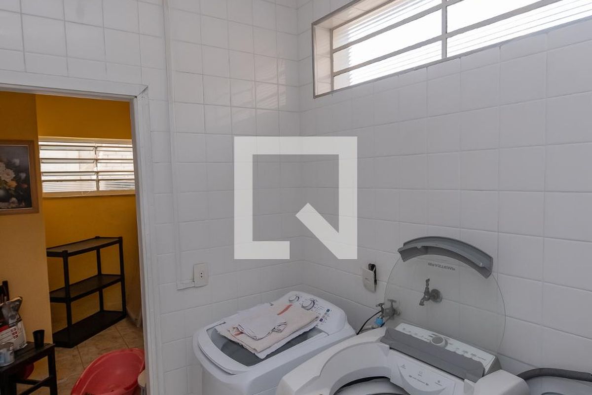 Casa à Venda - Jardim Chapadão, 4 Quartos,  250 m2 em , Campinas - sp | SoloBR