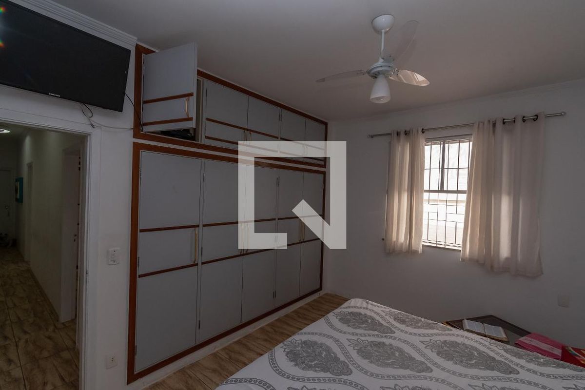 Casa à Venda - Jardim Chapadão, 4 Quartos,  250 m2 em , Campinas - sp | SoloBR
