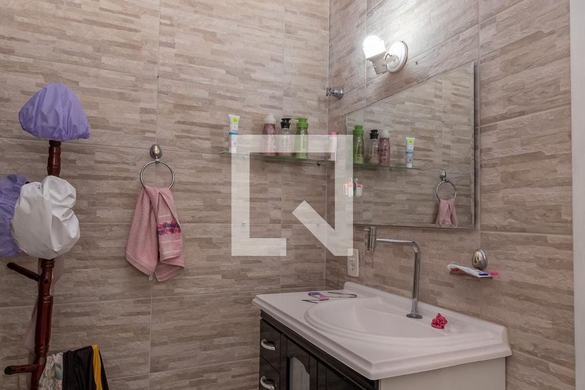Casa à Venda - Jardim Chapadão, 4 Quartos,  250 m2 em , Campinas - sp | SoloBR
