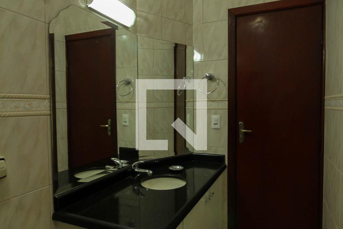 Casa, 4 quartos, 272 m² - Foto 81