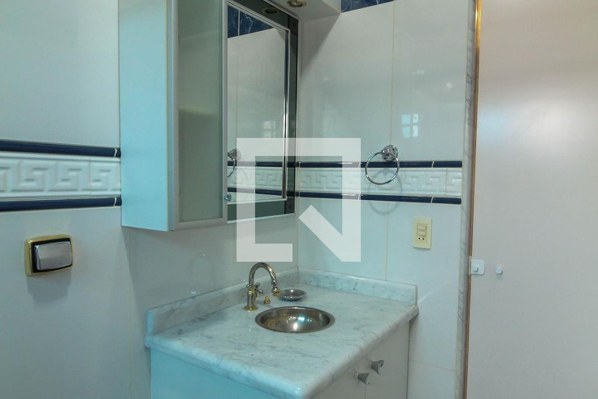 Casa, 4 quartos, 272 m² - Foto 41