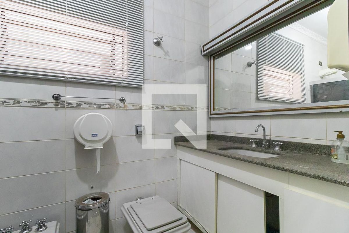 Casa à Venda - Barão Geraldo - Centro, 4 Quartos,  250 m2 em , Campinas - sp | SoloBR
