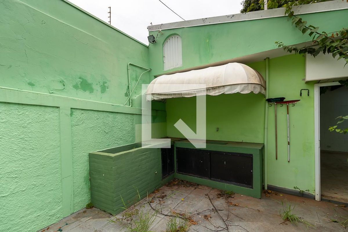 Casa à Venda - Barão Geraldo - Centro, 4 Quartos,  250 m2 em , Campinas - sp | SoloBR