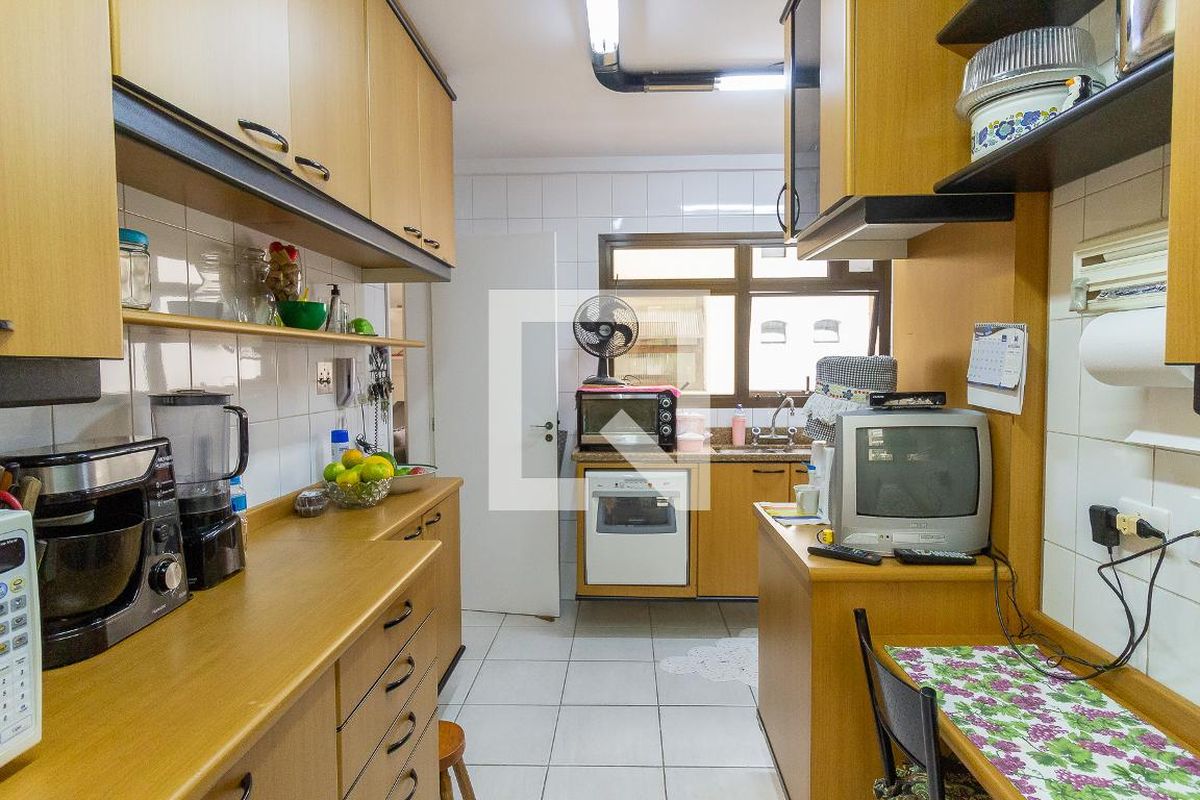 Apartamento, 3 quartos, 140 m² - Foto 96