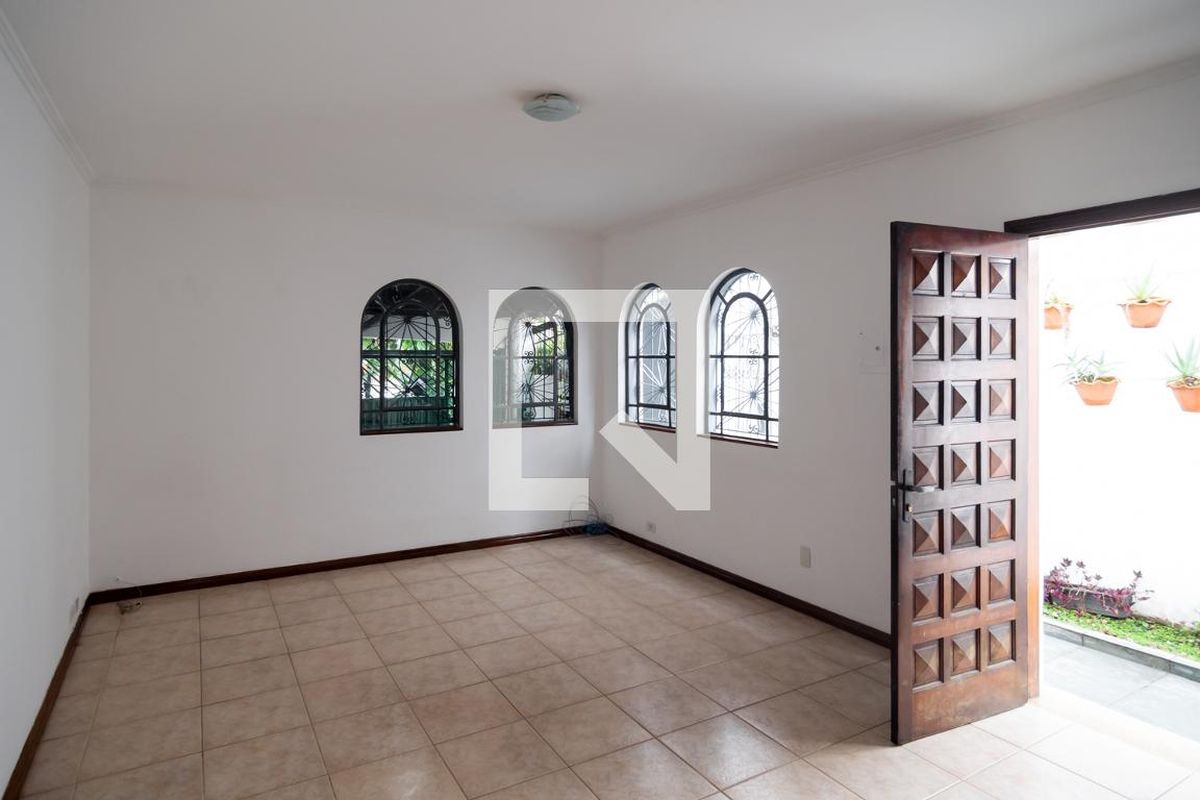 Casa, 3 quartos, 126 m² - Foto 1