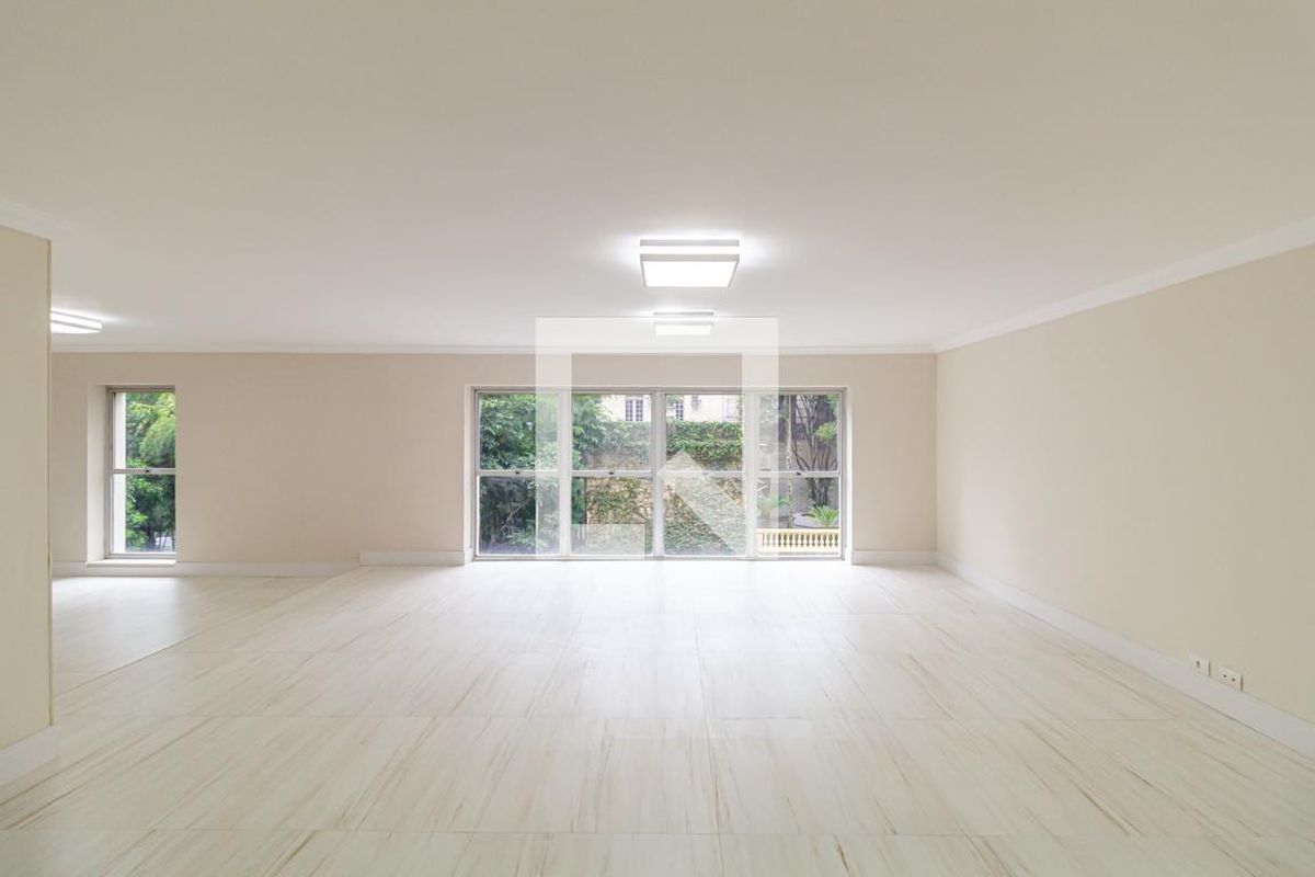 Apartamento, 3 quartos, 240 m² - Foto 2