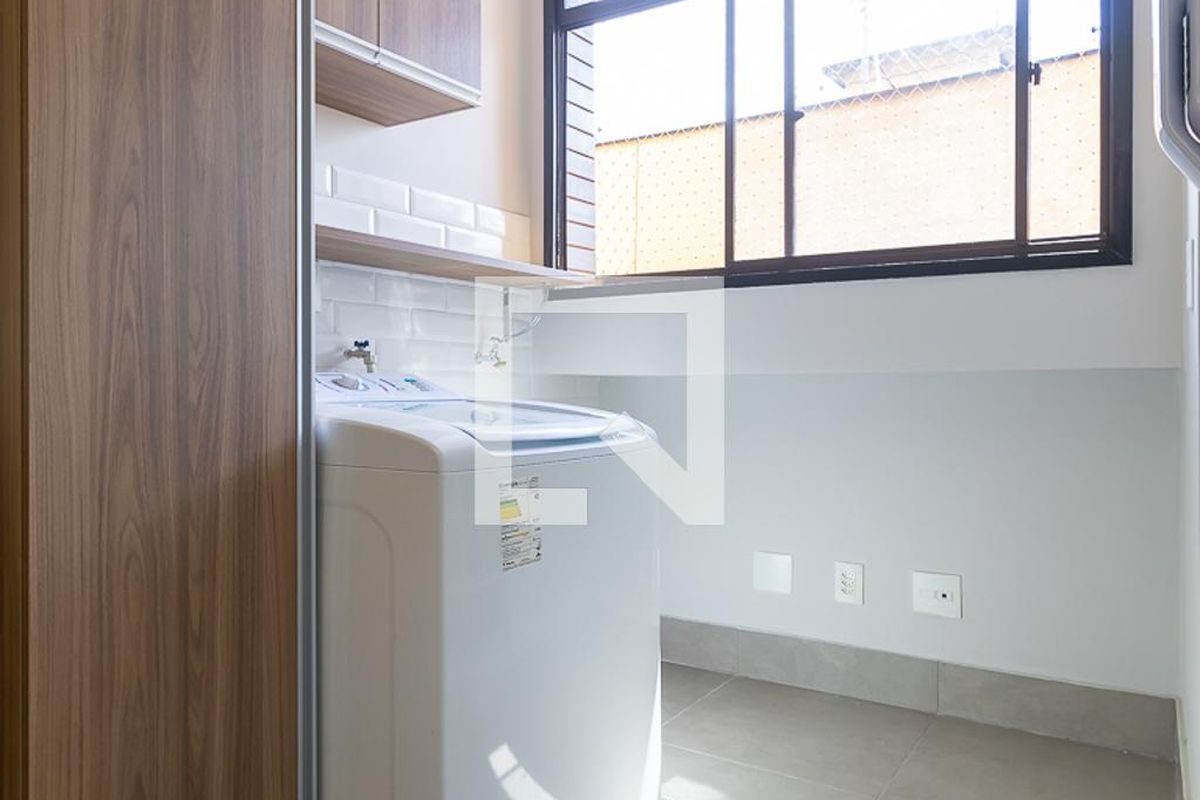 Apartamento à Venda - Bosque, 1 Quarto,  63 m2 em , Campinas - sp | SoloBR