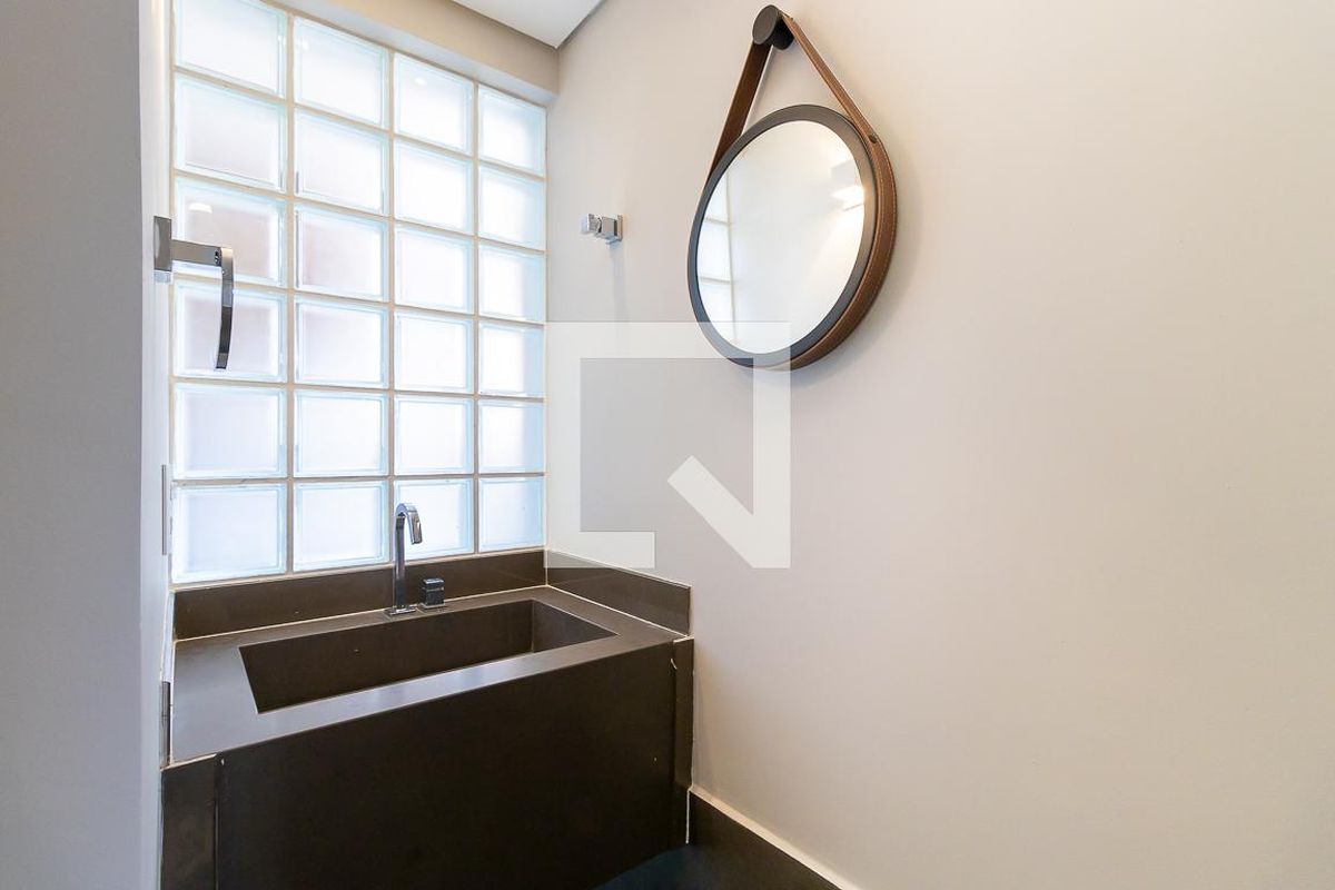 Apartamento à Venda - Bosque, 1 Quarto,  63 m2 em , Campinas - sp | SoloBR