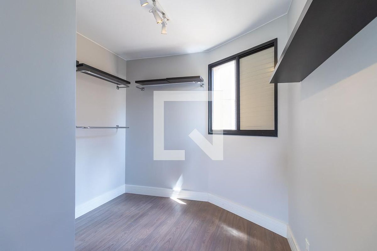 Apartamento à Venda - Bosque, 1 Quarto,  63 m2 em , Campinas - sp | SoloBR