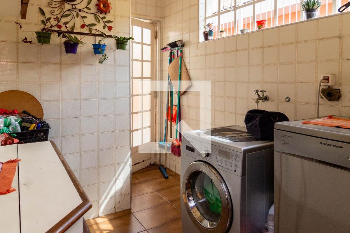 Casa, 3 quartos, 266 m² - Foto 84