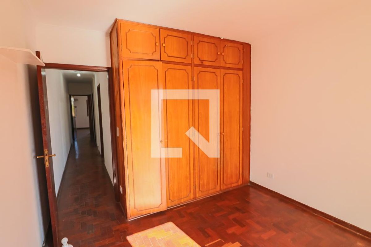 Casa, 3 quartos, 200 m² - Foto 26