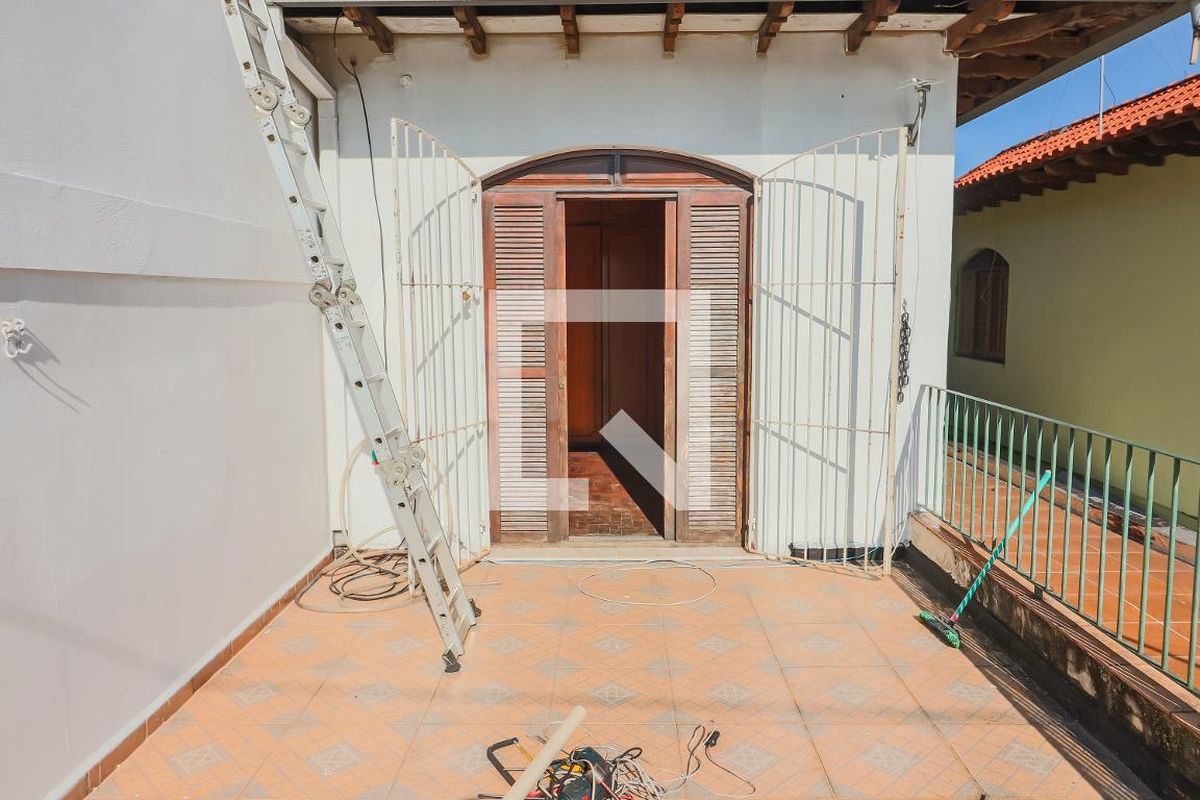 Casa, 3 quartos, 200 m² - Foto 32