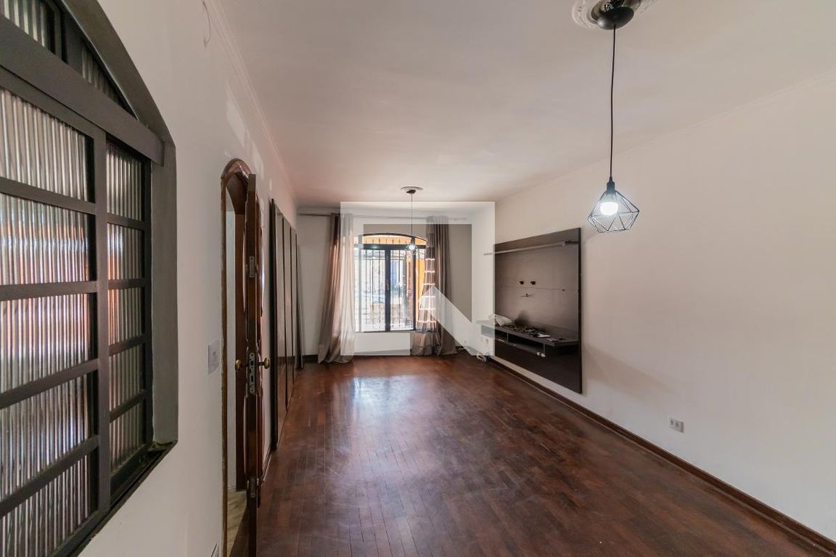 Casa, 3 quartos, 200 m² - Foto 2