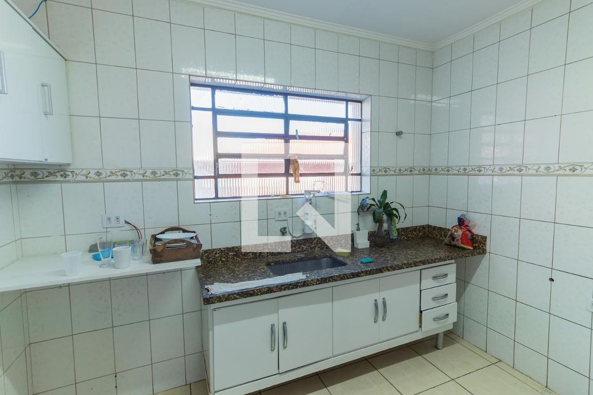 Casa, 3 quartos, 200 m² - Foto 36