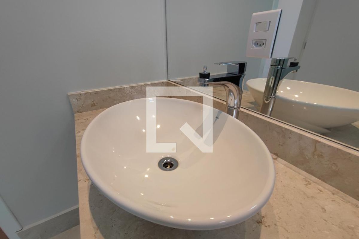 Casa à Venda - Swiss Park, 3 Quartos,  360 m2 em , Campinas - sp | SoloBR