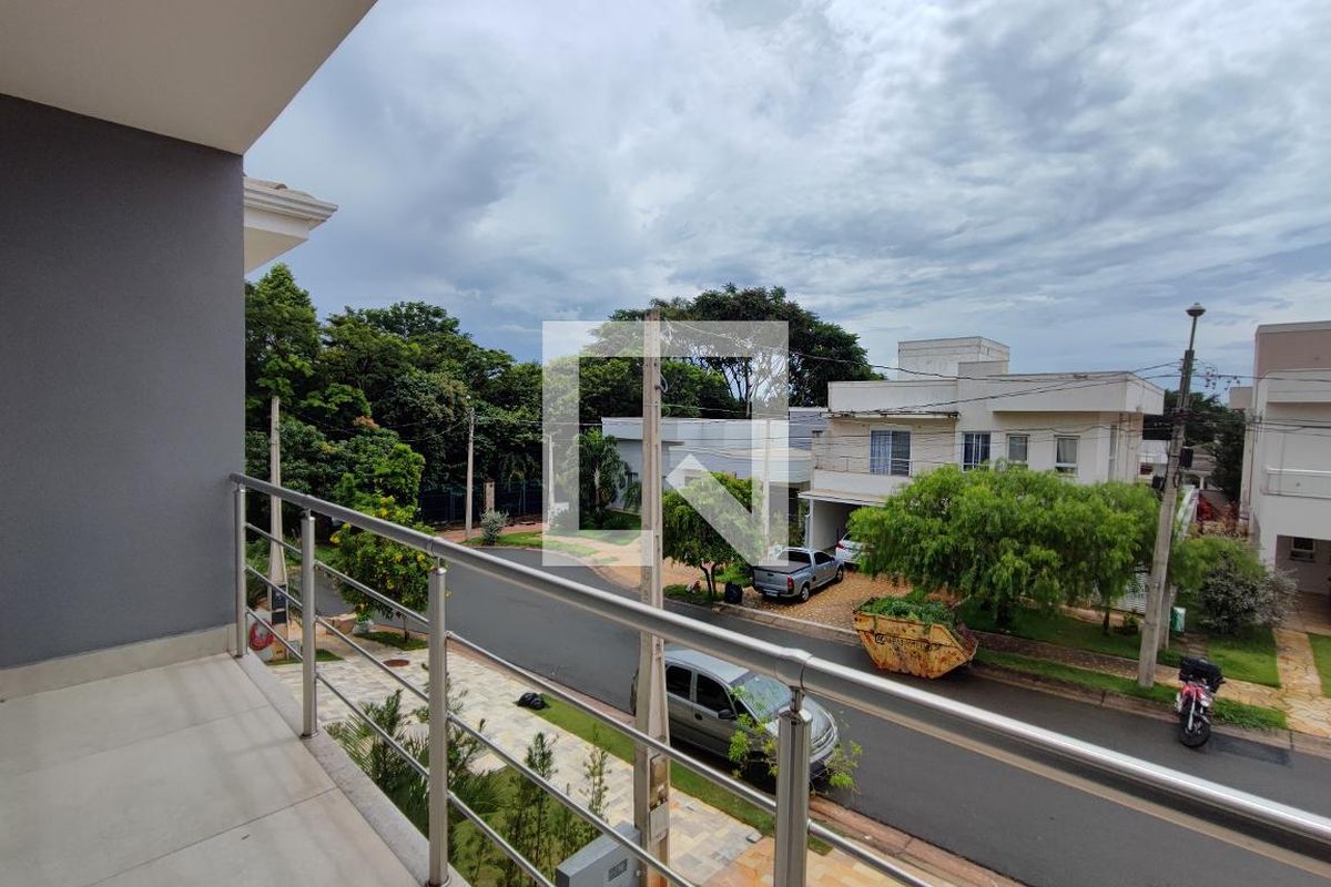 Casa à Venda - Swiss Park, 3 Quartos,  360 m2 em , Campinas - sp | SoloBR