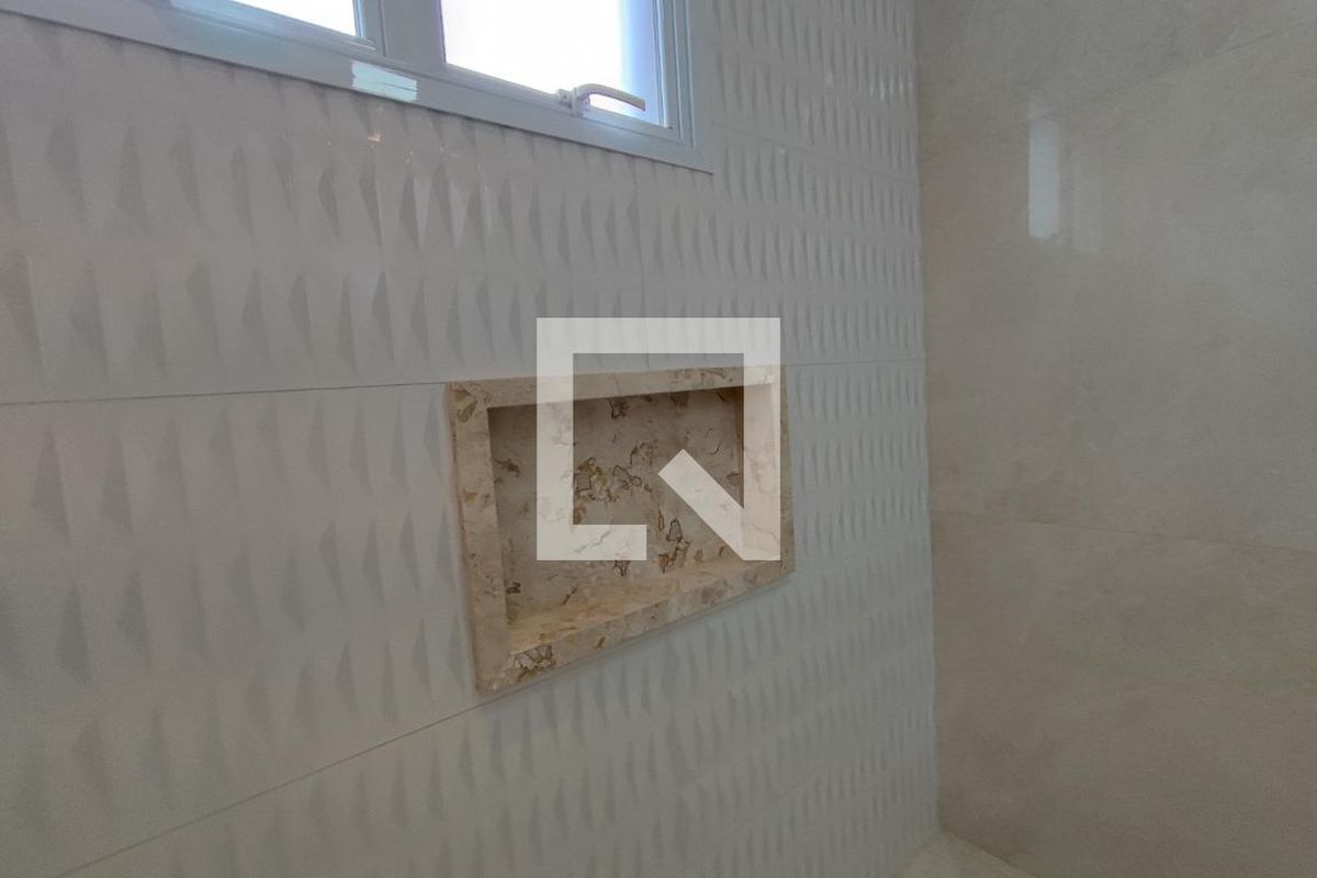 Casa à Venda - Swiss Park, 3 Quartos,  360 m2 em , Campinas - sp | SoloBR