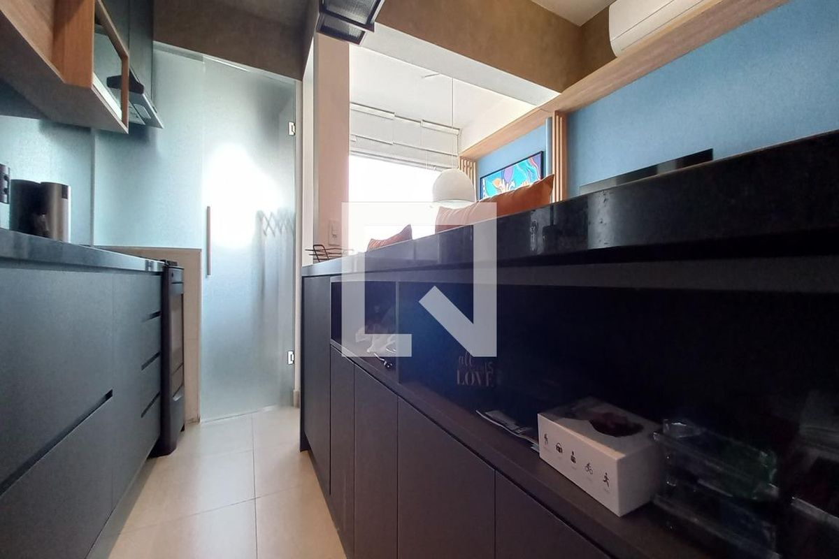 Apartamento à Venda - Centro, 1 Quarto,  47 m2 em , Campinas - sp | SoloBR