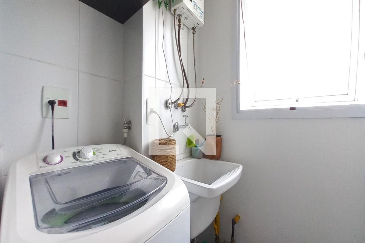 Apartamento à Venda - Centro, 1 Quarto,  47 m2 em , Campinas - sp | SoloBR