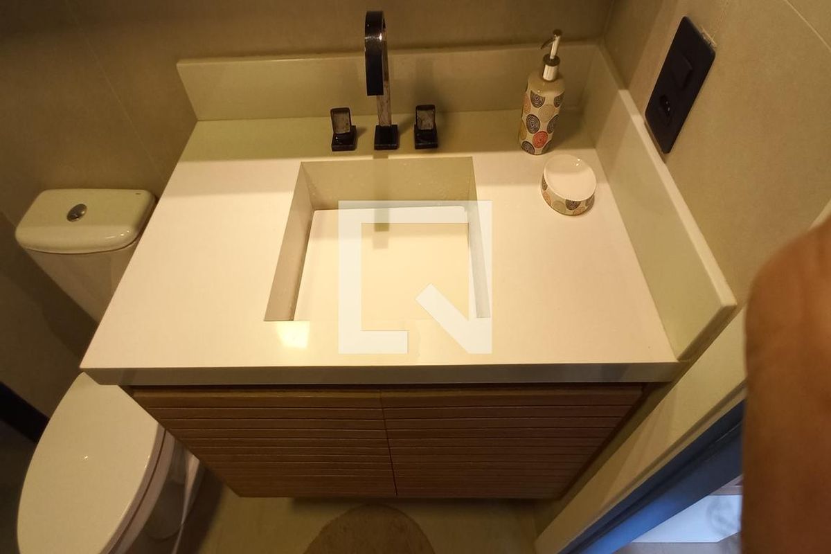 Apartamento à Venda - Centro, 1 Quarto,  47 m2 em , Campinas - sp | SoloBR