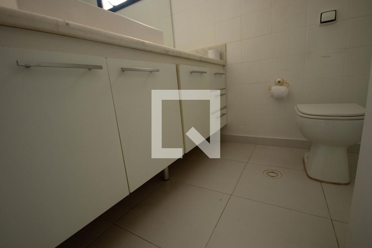 Apartamento à Venda - Centro, 3 Quartos,  128 m2 em , Campinas - sp | SoloBR