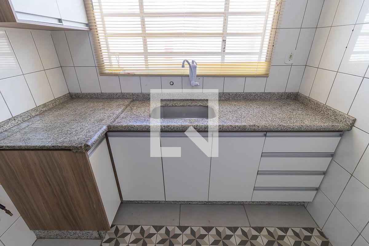 Casa à Venda - Jardim Flamboyant, 3 Quartos,  150 m2 em , Campinas - sp | SoloBR