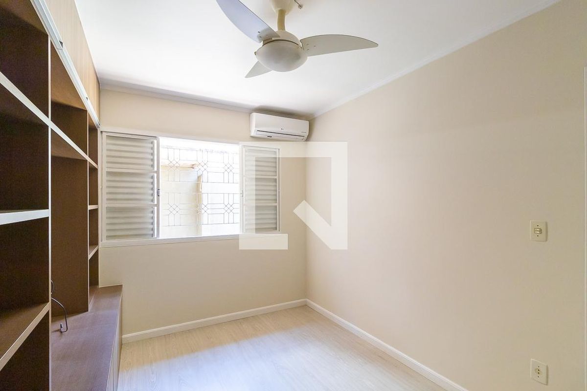 Casa à Venda - Jardim Flamboyant, 3 Quartos,  150 m2 em , Campinas - sp | SoloBR