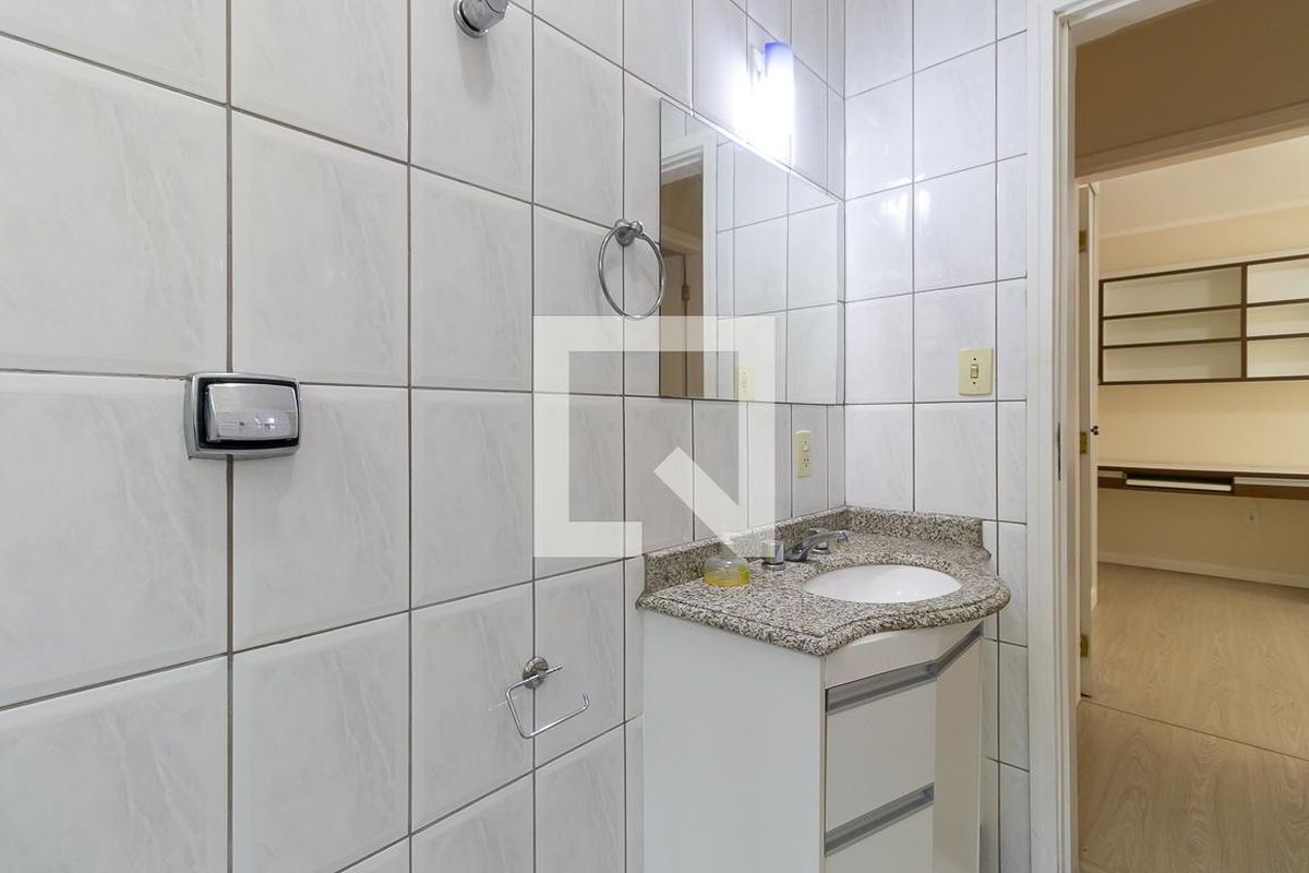 Casa à Venda - Jardim Flamboyant, 3 Quartos,  150 m2 em , Campinas - sp | SoloBR