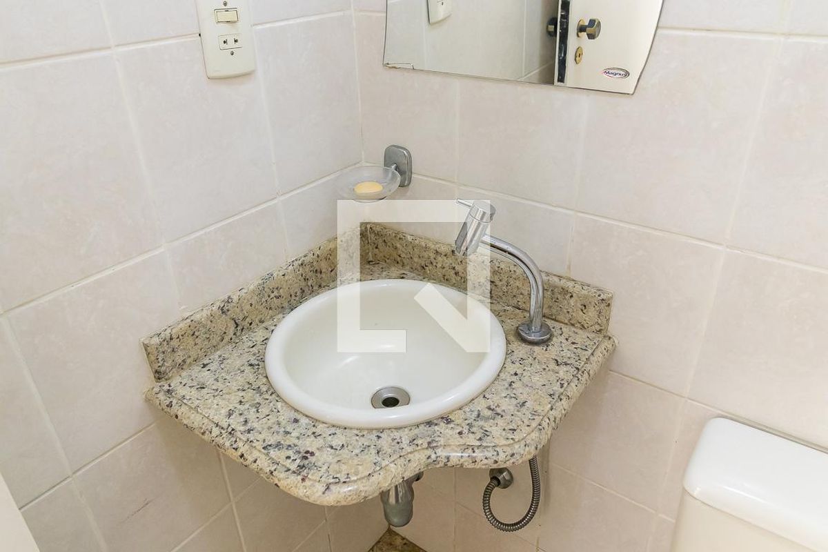 Casa à Venda - Jardim Flamboyant, 3 Quartos,  150 m2 em , Campinas - sp | SoloBR