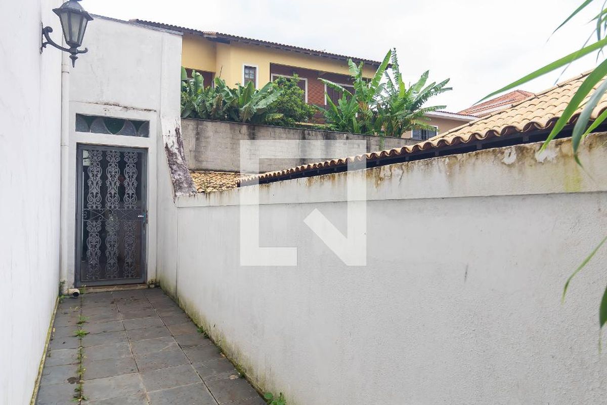 Casa, 3 quartos, 250 m² - Foto 56