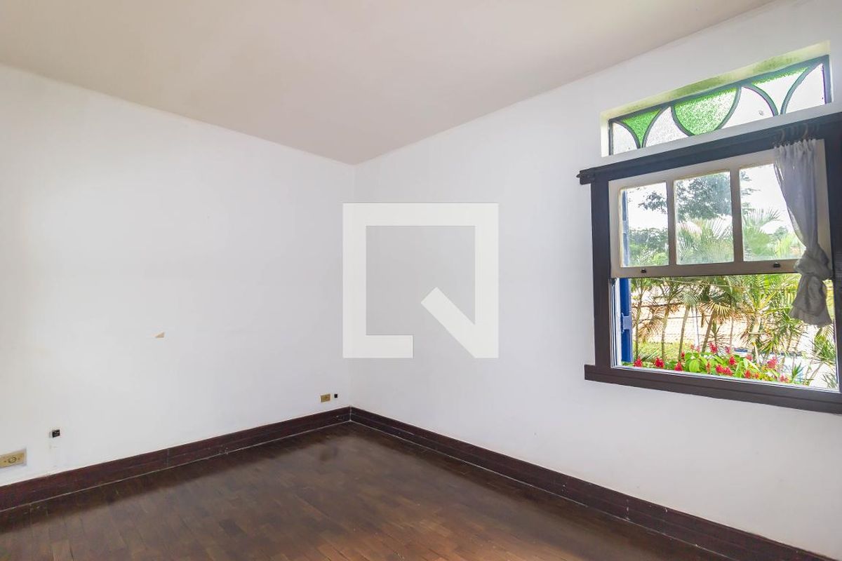 Casa, 3 quartos, 250 m² - Foto 25