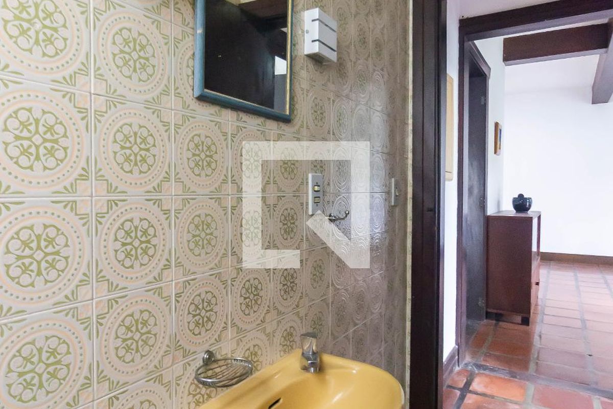 Casa, 3 quartos, 250 m² - Foto 15