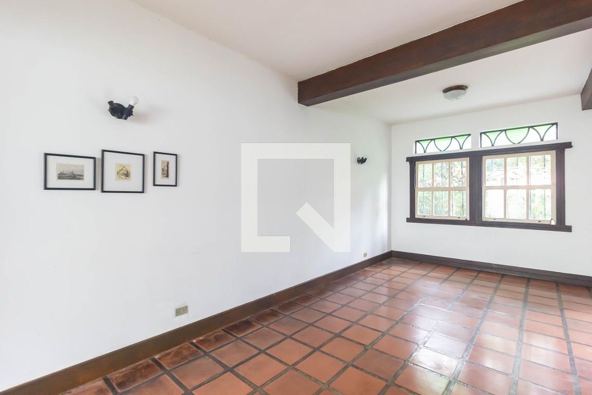Casa, 3 quartos, 250 m² - Foto 4