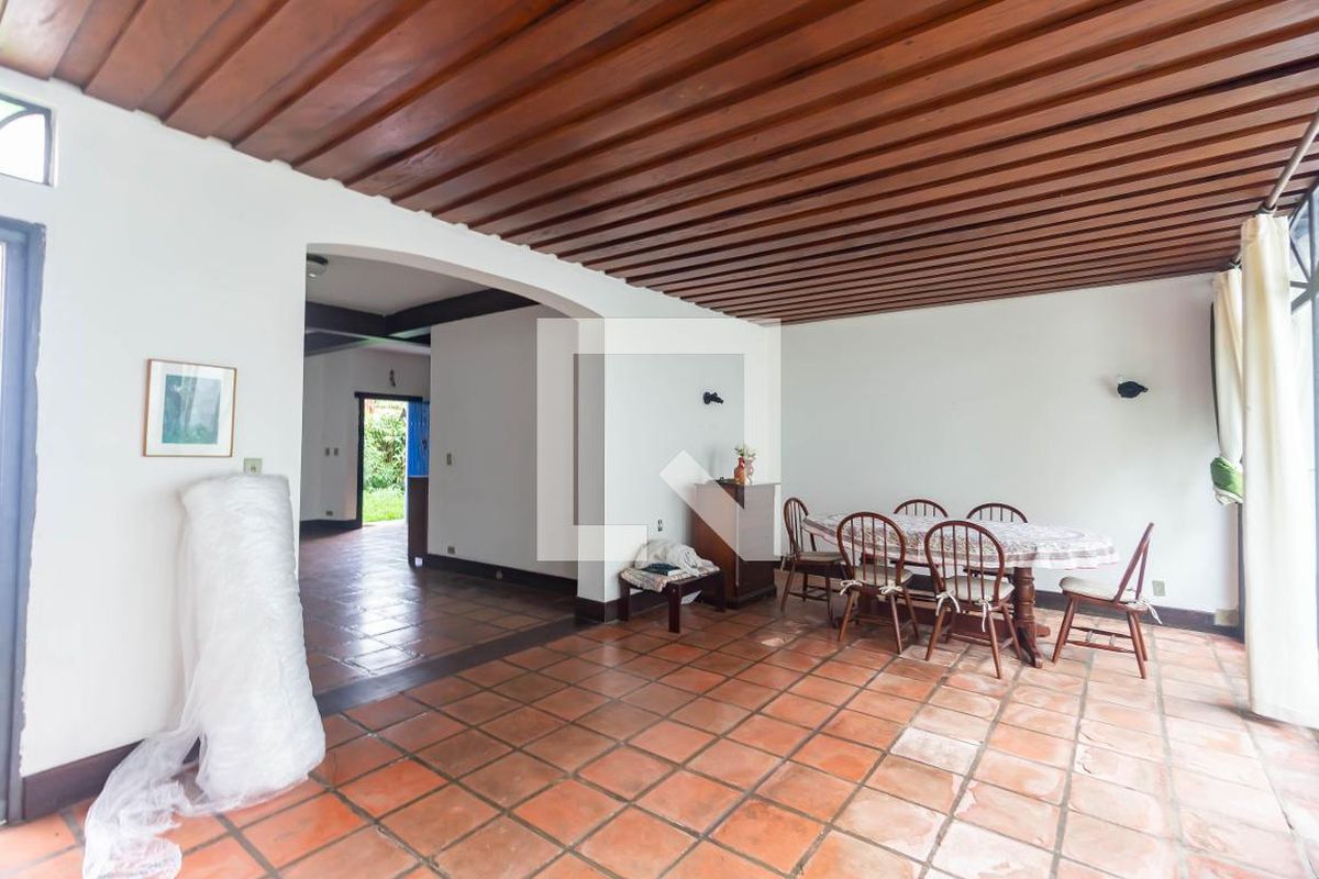 Casa, 3 quartos, 250 m² - Foto 8